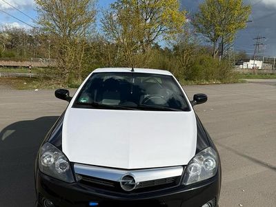 Gebraucht Opel Tigra 90 PS (66 kW) 2005 Schwarz Cabrio