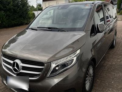 Mercedes V250