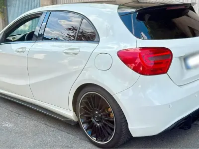 Gebraucht Mercedes A180 Sport 122 PS (89 kW) 2013 Weiß Kleinwagen