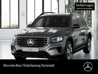 Mountain grau Gebraucht 2025 Mercedes GLB200 Progressive SUV | 42.990 € (Fairer Preis)