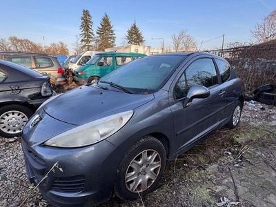 Gebraucht Peugeot 207 73 PS (53 kW) 2011 Grau Kleinwagen