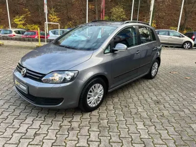 Gebraucht VW Golf VI Team 122 PS (89 kW) 2009 United grey Kleinwagen