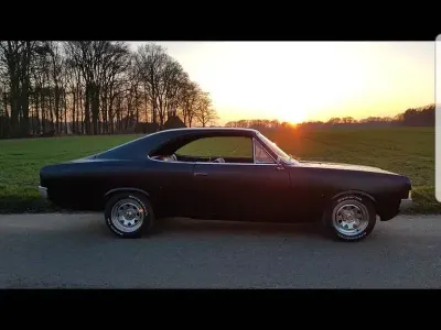 Używany Opel Rekord 101 KM (74 kW) 1968 Czarny Sedan/Limuzyna