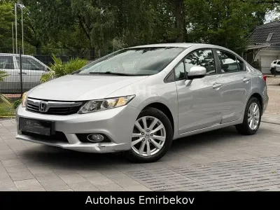 Gebraucht Honda Civic 141 PS (103 kW) 2013 Silber Limousine