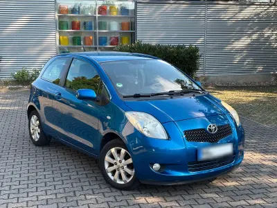 Gebraucht Toyota Yaris Sol 87 PS (63 kW) 2008 Blau Kleinwagen