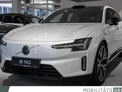 Nuova Volvo ES90 Single Motor Extended Range 244 kW (333 CV) 2026 Bianco Berlina
