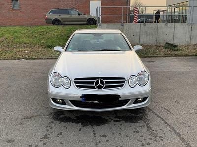 Gebraucht Mercedes CLK220 Avantgarde 150 PS (110 kW) 2007 Silber Coupé