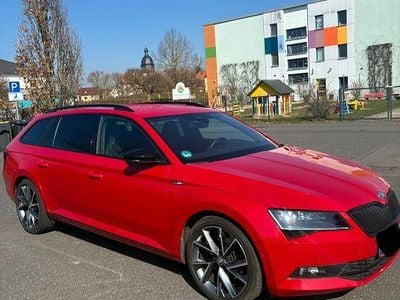 Gebraucht Skoda Superb SportLine 179 PS (131 kW) 2018 Rot Kombi