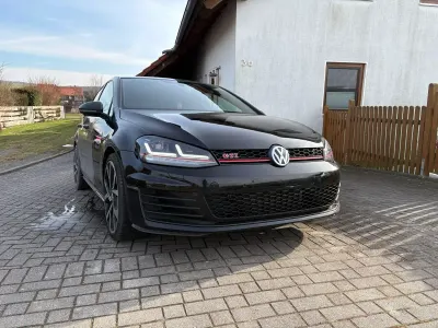 Gebraucht VW Golf VII GTI 230 PS (169 kW) 2013 Schwarz Limousine