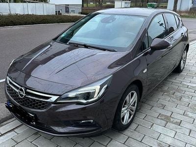 Gebraucht Opel Astra Active 110 PS (80 kW) 2017 Braun Limousine