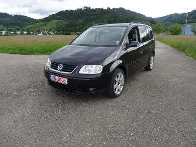 Gebraucht VW Touran Trendline 136 PS (100 kW) 2003 Schwarz Van / Kleinbus