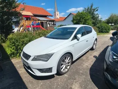 Gebraucht Seat Leon FR 140 PS (102 kW) 2014 Weiß Limousine