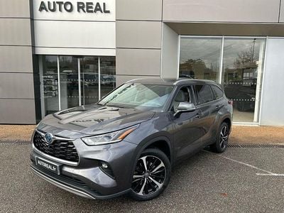 Grau Gebraucht 2021 Toyota Highlander Hybrid Lounge SUV | 46.900 €