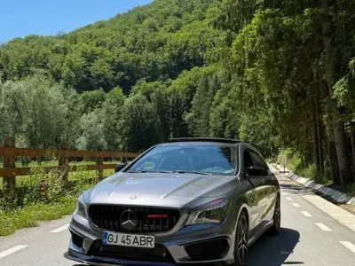 Gebraucht Mercedes CLA45 AMG Shooting Brake AMG 360 PS (264 kW) 2015 Grau Kombi