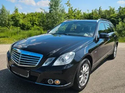 Gebraucht Mercedes E350 231 PS (169 kW) 2010 Schwarz Kombi