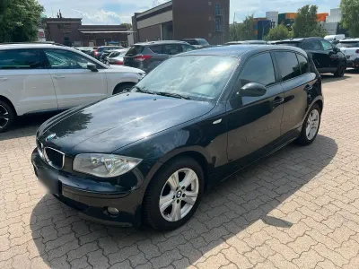 Gebraucht BMW 116 116 PS (85 kW) 2006 Schwarz Kleinwagen