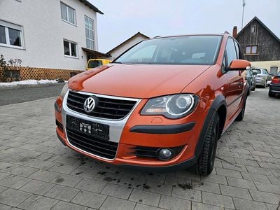 Orange Gebraucht 2007 VW Touran Cross Van / Kleinbus | 4.249 € (Fairer Preis)