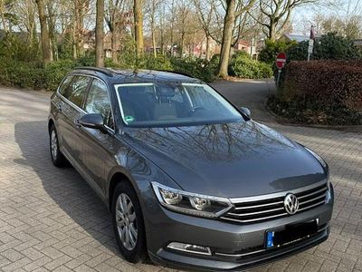Gebraucht VW Passat Comfortline 150 PS (110 kW) 2016 Grau Kombi