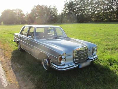 Blau Gebraucht 1971 Mercedes S280 Limousine | 19.000 €