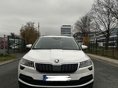 Weiß Gebraucht 2020 Skoda Karoq Style SUV | 20.500 € (Fairer Preis)