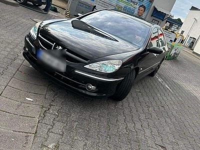 Peugeot 607