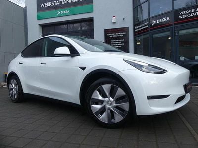 Weiß Gebraucht 2024 Tesla Model Y SUV | 41.800 € (Fairer Preis)