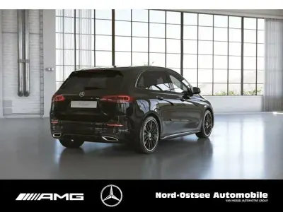 Gebraucht Mercedes B250e AMG 160 PS (117 kW) 2022 Andere farbe Kleinwagen