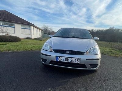 Grau Gebraucht 2004 Ford Focus Viva Kombi | 1.500 € (Fairer Preis)