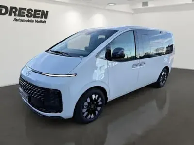 Nowe Hyundai Staria Signature 225 KM (165 kW) 2025 Biały Minivan