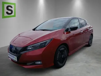 Usata Nissan Leaf Tekna 110 kW (150 CV) 2023 Rosso Utilitaria