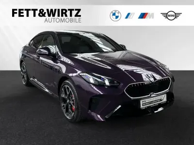 Gebraucht BMW 220 M Sport 170 PS (125 kW) 2025 Thundernight metallic Limousine