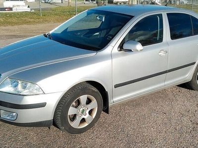 gebraucht Skoda Octavia 1.6 Ambiente Ambiente Allwett Klima ALU