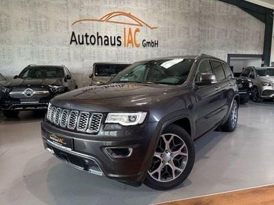 Grau Gebraucht 2019 Jeep Grand Cherokee Overland SUV | 28.600 € (Fairer Preis)