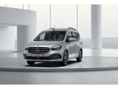Gebraucht Mercedes T180 Progressive 116 PS (85 kW) 2023 Silber Van / Kleinbus