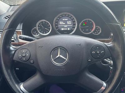 Second-hand Mercedes E250 204 CP (150 kW) 2010 Negru Break