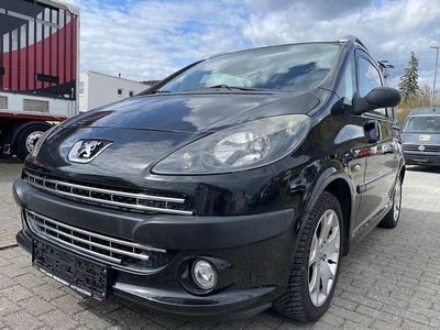 Usata Peugeot 1007 Premium 109 CV (80 kW) 2008 Nero Monovolume