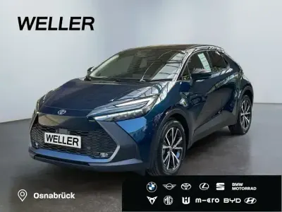 Neu Toyota C-HR 140 PS (102 kW) 2025 Hellblau SUV
