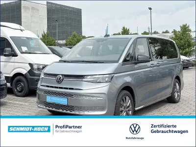 Gebraucht VW Multivan Life 245 PS (180 kW) 2025 Monosilber (silber) Van / Kleinbus