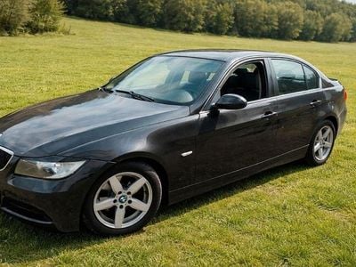 Usata BMW 325 Performance 218 CV (160 kW) 2005 Nero Berlina