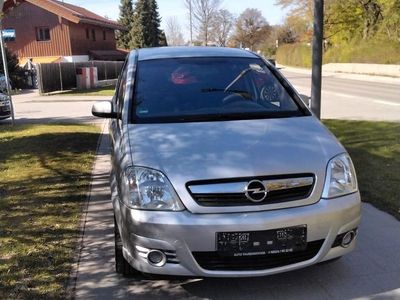 Usata Opel Meriva 105 CV (77 kW) 2007 Argento Monovolume