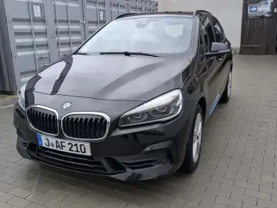 Gebraucht BMW 218 Active Tourer Advantage 150 PS (110 kW) 2019 Schwarz Van / Kleinbus