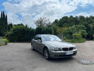 BMW 740