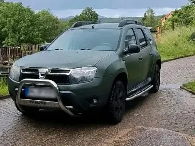 Gebraucht Dacia Duster 2010 Weiß SUV