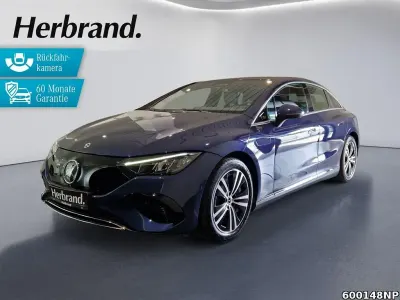 Gebraucht Mercedes EQE300 Electric Art 180 kW (245 PS) 2025 Metalliclack sodalithblau Limousine
