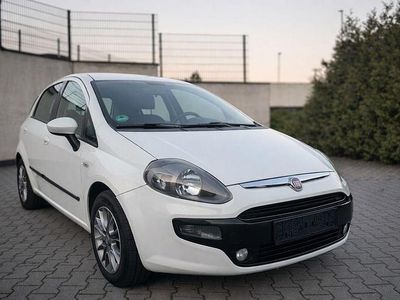 Gebraucht Fiat Punto Evo 77 PS (56 kW) 2011 Weiß Kleinwagen