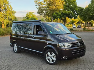 Gebraucht VW Multivan 179 PS (131 kW) 2010 Braun Van / Kleinbus