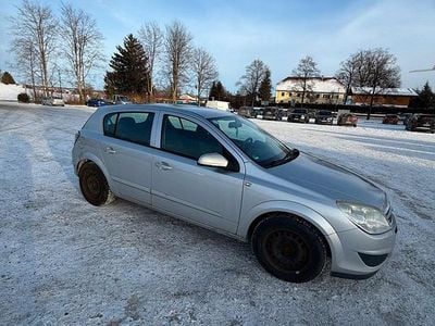 Second-hand Opel Astra 115 CP (84 kW) 2007 Gri Berlinǎ