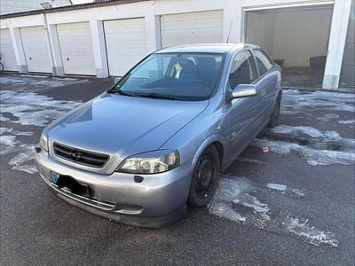 Grau Gebraucht 2003 Opel Astra Njoy Limousine | 1.650 € (Fairer Preis)