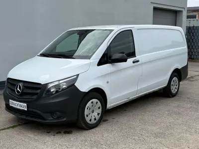 Gebraucht Mercedes Vito 163 PS (119 kW) 2023 Weiß Van