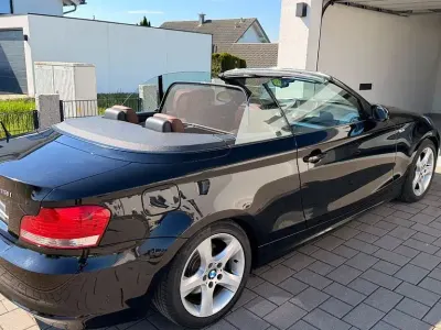 Gebraucht BMW 118 Cabriolet Performance 143 PS (105 kW) 2009 Schwarz Cabrio